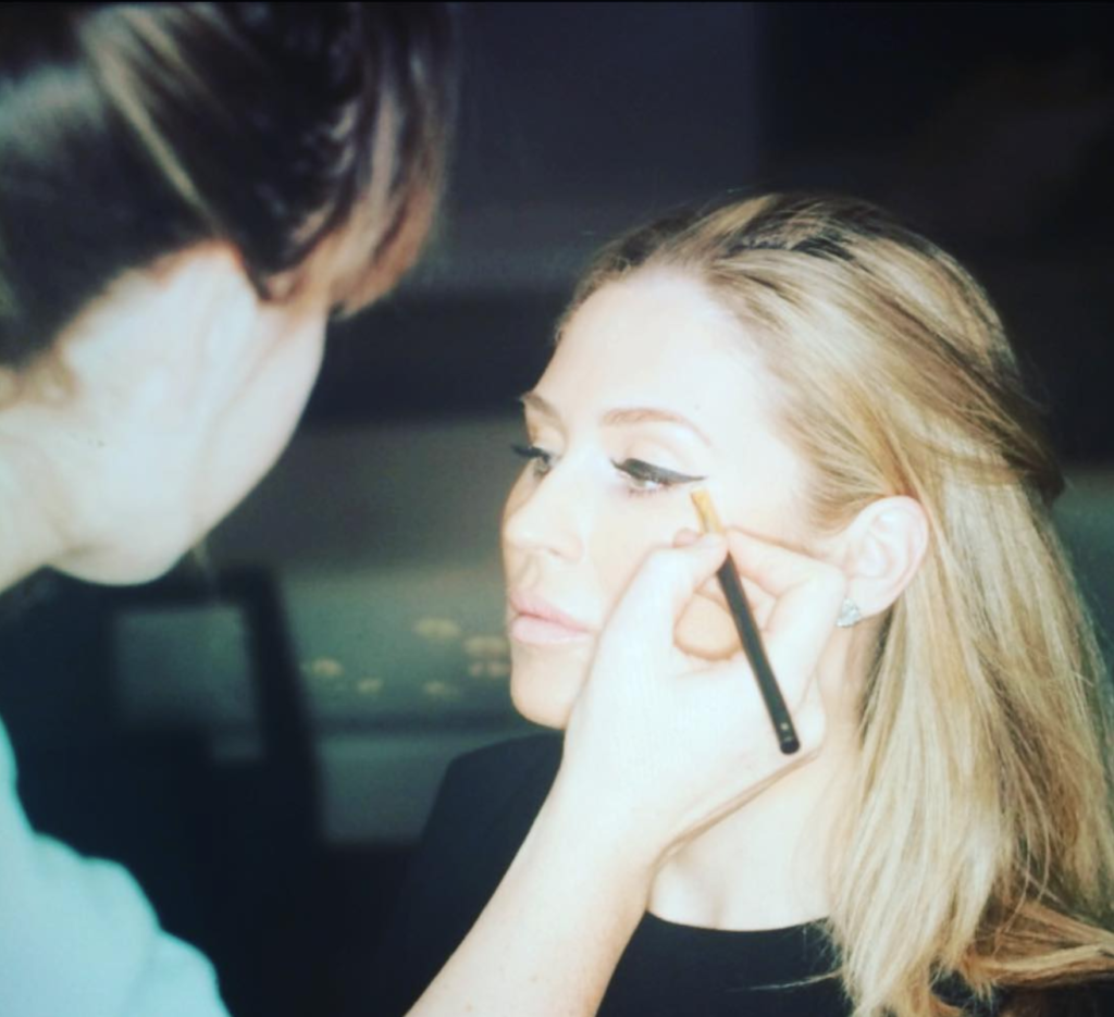 Notes on the effects of sleeping in your makeup